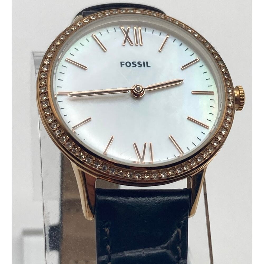 Fossil Rose Gold MOP Dial Womens Watch 30mm - Fresh Battery - Adjustable WR 3ATM - Picture 6 of 12